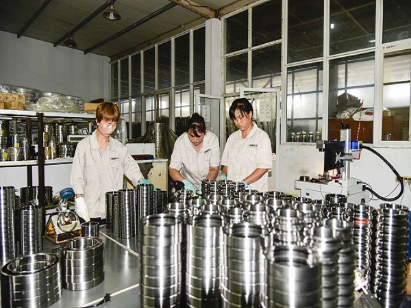 六類精密軸承發(fā)熱是什么原因造成的？具體解決方法